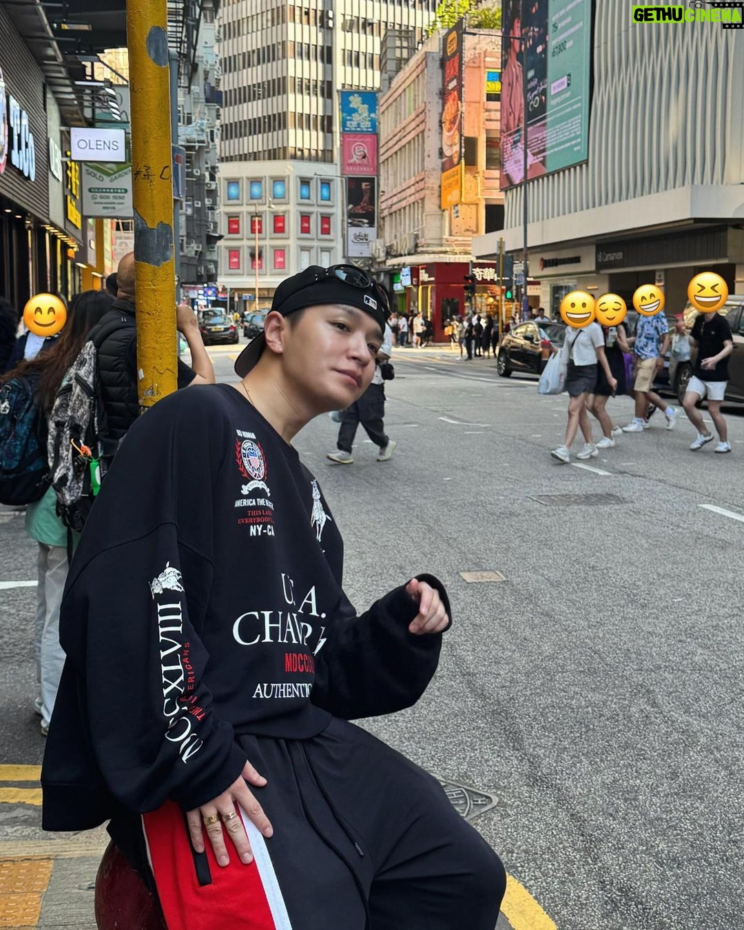 Simon Dominic Instagram - 香港巨癲!!! Hongkong