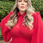 Simony Instagram - Há ainda tanta coisa linda na vida para se descobri . VIVA 🙏 Alphaville
