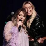 Simony Instagram - @luizapossi como você é grande, como canta meu Deus ❤️🎤🎵 te amo tá que Deus nos una por mais vezes. Gratidão 🙏