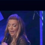 Simony Instagram - Esse DVD ficou tão lindo 🤩 tem uns 3 anos. Estou agora me preparando pra voltar com um show lindo pra vocês . Pergunta, escrevam nos comentarios, que músicas vocês gostariam de ouvir de outros artistas na minha voz ? E as minhas músicas da carreira solo que não podem faltar ? ❤️❤️❤️❤️🧡 ansiosa pra ler 🧡😻🤩