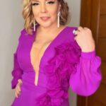 Simony Instagram - Look de hoje @enlacemaison vestido maravilhoso @make @rafaelmanole Brincos e anel @celiabarbierisemijoias