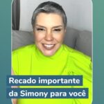 Simony Instagram - O diagnóstico e tratamento do câncer são momentos delicados e difíceis. Além de acompanhamento médico é importante ter muito apoio, carinho e acolhimento. A cantora Simony @simonycantora sabe bem sobre isso e hoje traz uma linda mensagem encorajadora para vocês. ▶️ Dá o play e confira. Compartilhe com outras pessoas essa mensagem tão linda de fé, esperança e perseverança. @uicc_official @worlddaycancer @vencerocancer #InstitutoVenceroCâncer #DrFernandoMaluf #DrAntonioBuzaid #Simony #CancerdeIntestino #CCR #DiaMundialdoCancer #WorldDayCancer #PorCuidadosMaisJustos