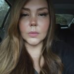 Simony Instagram - Indo pro último exame. Com o coração quentinho, tudo está nas mãos de Deus ❤️🙏