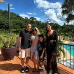 Simony Instagram - Obrigada por esses dias maravilhosos que passamos aqui @villadimantova Agradeço todos os funcionários. Este é um ano para celebrar a vida Obrigada @aleastolphi Só faltou a @pybenelli que está viajando 😒 Hotel VillA Di Mantova - Águas De Lindóia
