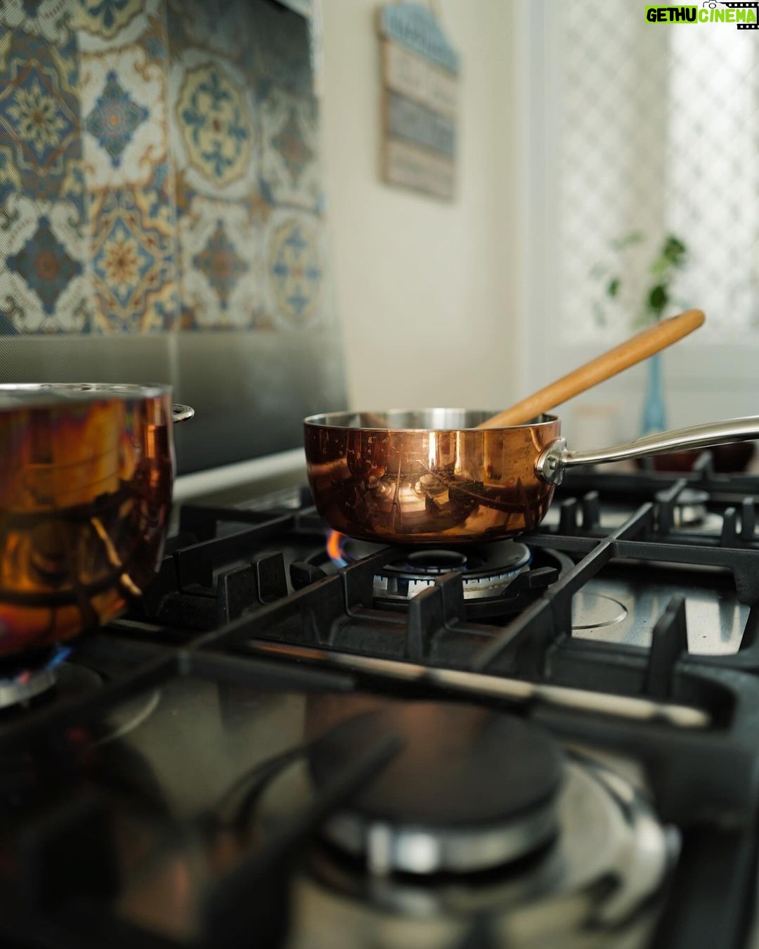 Sofia Andres Instagram - transforming our dirty kitchen into a stylish culinary haven with the sleek and efficient Tecnogas gas range. cooking has never been more elegant! #TecnogasPh #Yourcookingpartner