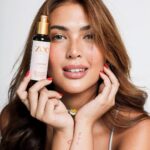 Sofia Andres Instagram - Thank you for the never ending love and support ya’ll 🤍🫶🏻 Our products are still available here @zoessentialsph Add our famous Alcospray to your 🛒 now! 🛍️ Stay fresh and sanitized with Zoe Essentials Alcospray in English Pear scent - a must-have for on-the-go protection!