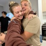 Sofya Plotnikova Instagram - i flew 16h to Dubai to surprise my family after a year apart🥹💔😭 Dubai, United Arab Emirates