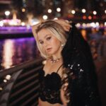 Sofya Plotnikova Instagram - after party in night Dubai💫🍾 ph by @plotnikovart United Arab Emirates