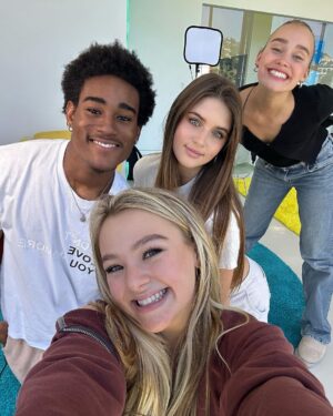 Sofya Plotnikova Instagram - once a member 
always a member

- @nowunited ❤️.
