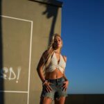 Sofya Plotnikova Instagram - catching golden hour at the place where my journey has started✨🧡 6 years ago i remember performing on the Venice streets with @nowunited. Full of passion and hope that everyone around will like us, our performance and the energy we shared. I remember getting ice cream at Salt & Straw with my sister and capturing that day as the best day of our lives! Now i come here every week to create, film and brainstorm. This place is where i started and i can’t wait to look back at it in a few years time and remember how much it meant to me in the beginning💭 P.S. New dance video is coming out tomorrow🧡 Venice Beach, California