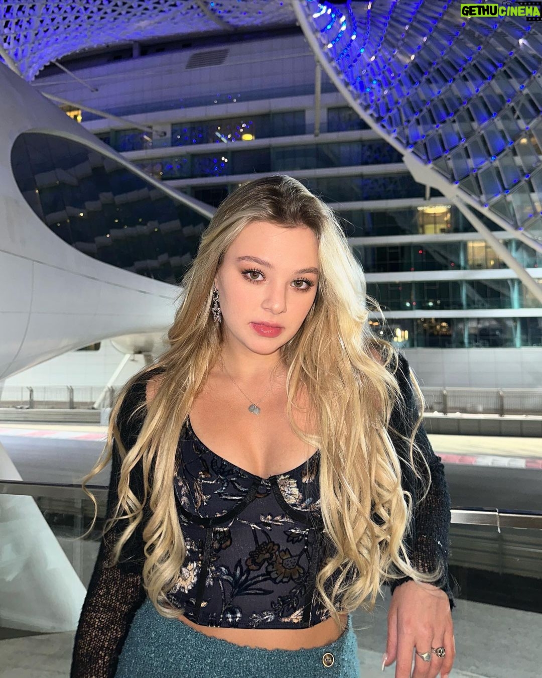 Sofya Plotnikova - 53.1K Likes - ✨🖤