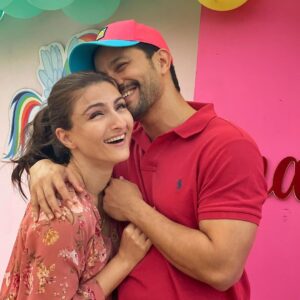Soha Ali Khan Instagram - Yes, please ❤️