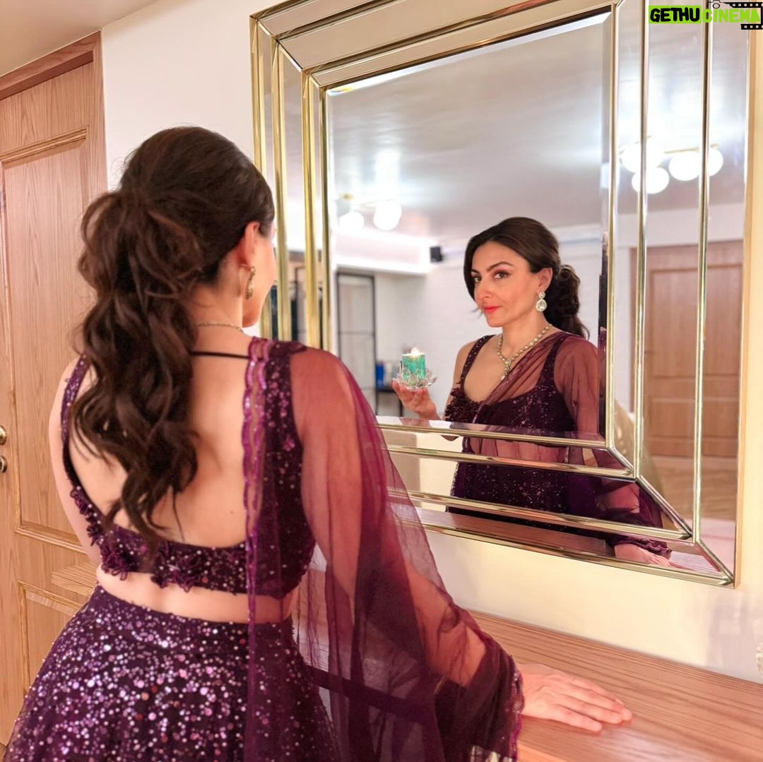 Soha Ali Khan Instagram - Remembering November 🍂 #photodump #november