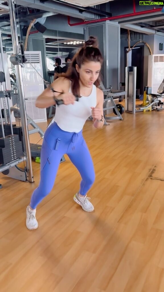 Soha Ali Khan Instagram - Good for the body; good for the soul ✌️ #workout #fitnessmotivation