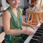 Soha Ali Khan Instagram – If you want to beat stress, get out of a rut, refocus your brain, have fun and learn something – rediscover an old hobby or passion – in my case its the 🎹 🎵 I don’t know about my neighbours but I’m feeling pretty good about myself!! #piano #beethoven #furelise #workinprogress @joybose24