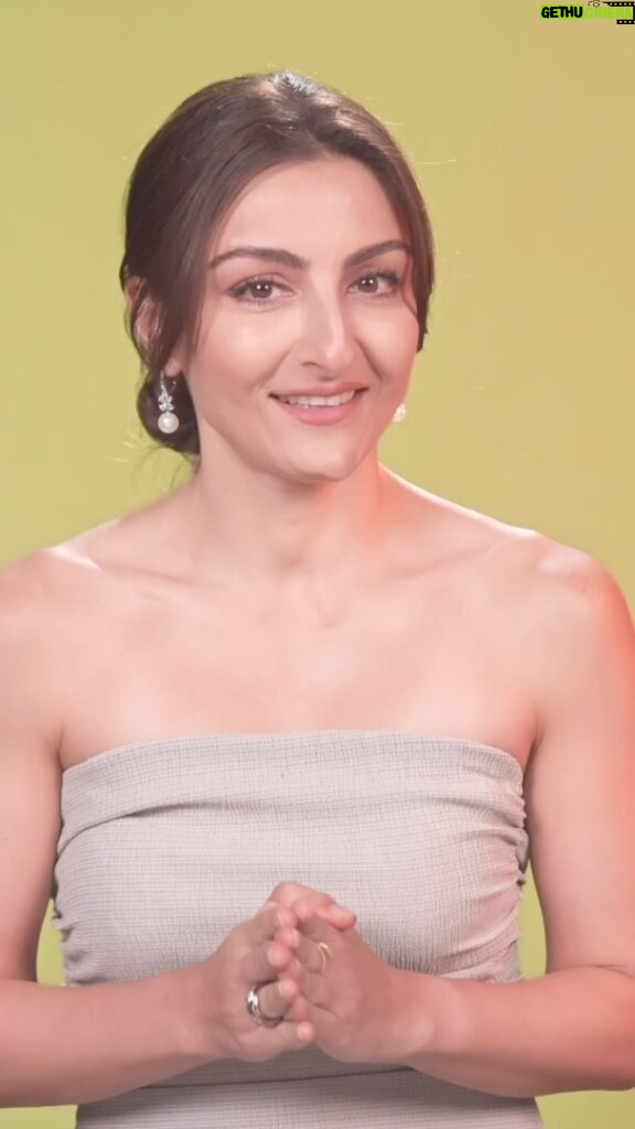 Soha Ali Khan Instagram - I am thrilled to announce my collaboration with Earthraga, a direct-to-consumer brand that offers natural and organic skincare products. Their range of products are made with plant-based naturally pure ingredients and are free from harmful chemicals. I am proud to be associated with a brand that shares my vision of providing clean, safe and cruelty-free skincare to its customers. This collaboration with @earthraga aims to create awareness about the benefits of using natural and organic skincare products that are effective, affordable, organic and skin-friendly. We also care about the environment and avoid using ingredients that harm them. ❤️ #beauty #soha #sakpataudi #EarthRagaSkincare #NaturalBeauty #SkincareEssentials #beauty #earthragacollection #earthragavibes #trend #bestskincare #instabeauty #selfcare #insta #reel #skincare #natural #plantbased #glowingskin #beauty #selfcare #skincareroutine
