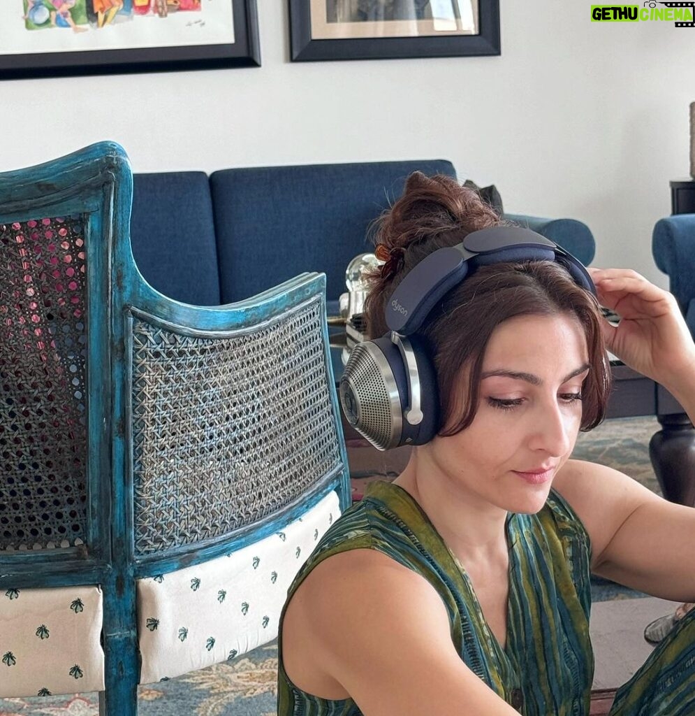 Soha Ali Khan Instagram - Don’t turn up the volume - just shut out the background music!! These are some seriously cool noise cancelling headphones with boss attitude and incredible audio quality! #DysonIndia#gifted #dysonzone #noisecancelling #headphones #music #collab