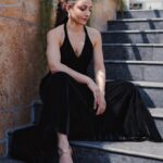 Soha Ali Khan Instagram - Black is the new black 🖤 Styling @kareenparwani Outfit @gauriandnainika Jewels @karishma.joolry Photography @whatknotin