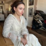 Soha Ali Khan Instagram - 🤍 (Note to self: change into sweatpants before lunch 🍝 )
