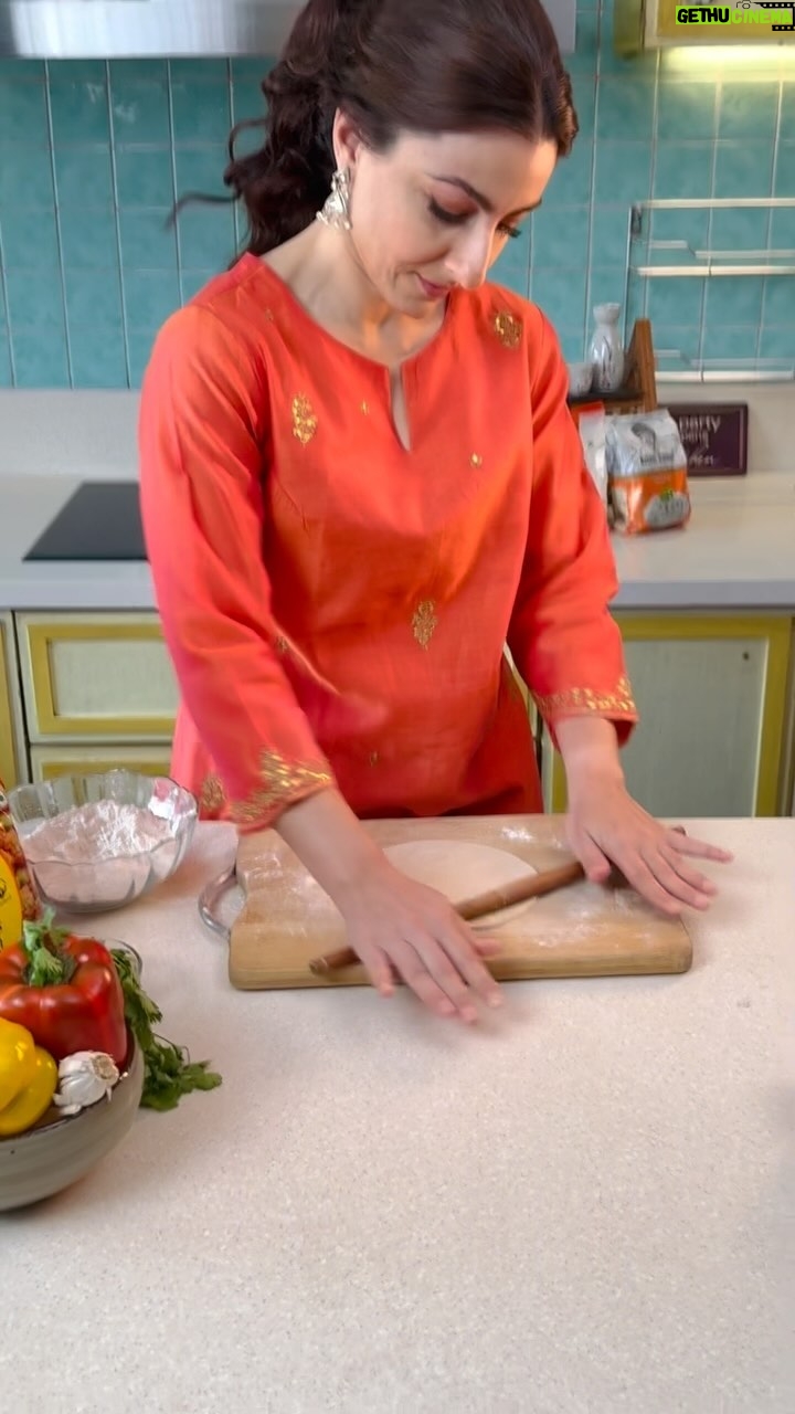 Soha Ali Khan Instagram - I read recipes the same way I read science fiction. I get to the end and I think, “Well, that’s not going to happen.” So how do you think my roti will turn out? #cooking #roti