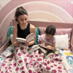 Soha Ali Khan Instagram - Sunday 📖 🖼️ 🎨 ❤️