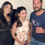 Soha Ali Khan Instagram - Weekend 🌈