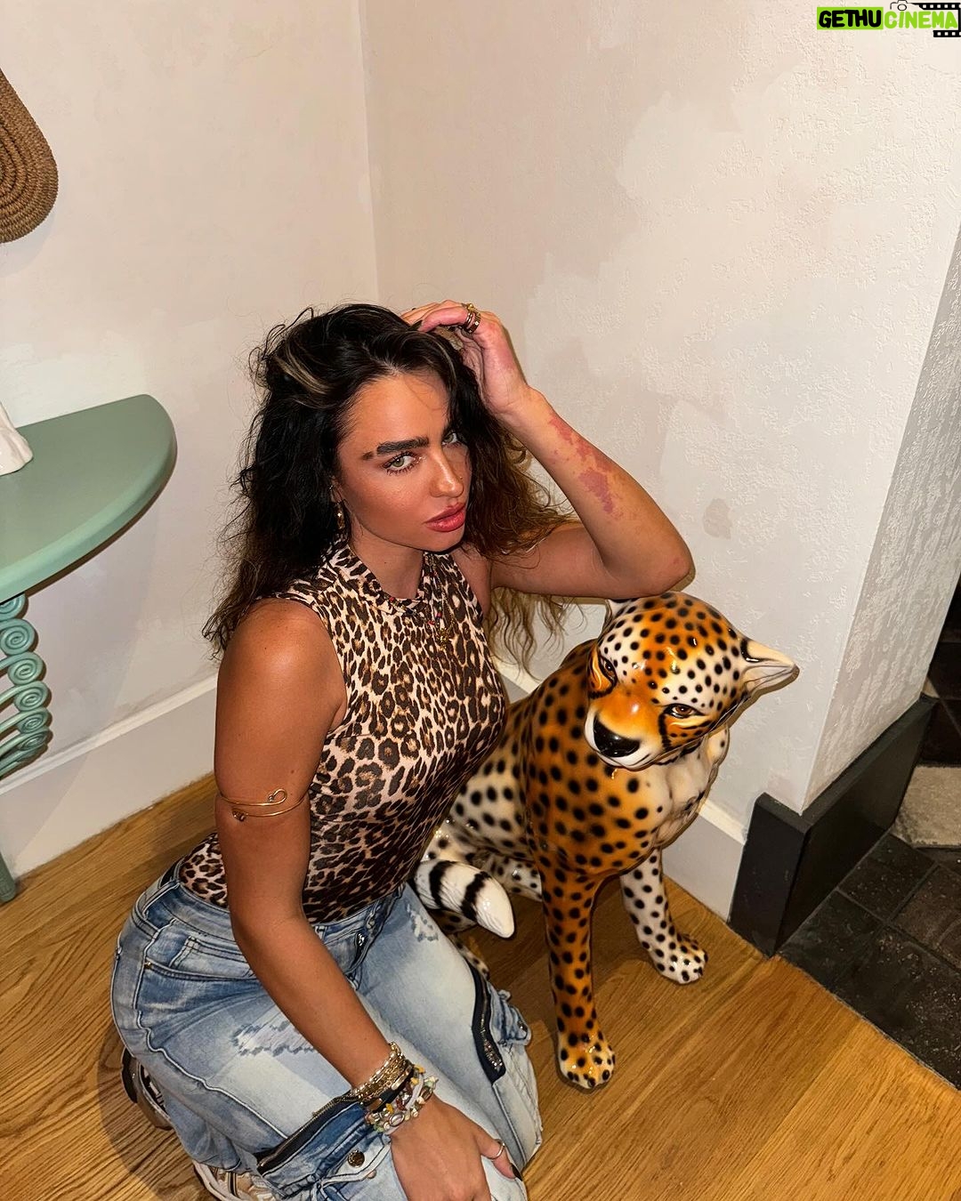 Sommer Ray Instagram - always a good time @thegoodtimehotel The Goodtime Hotel