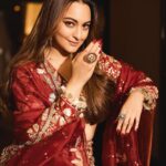 Sonakshi Sinha Instagram - Eid Mubarakkkk ✨🌙