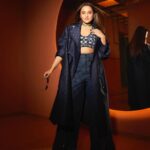 Sonakshi Sinha Instagram - Anjali Bhaati is still roaring!!! Thank you @cnnnews18 @showsha_ for the Best Actress Award… winning for #Dahaad is always MOST special ❤️ @reemakagti1 @zoieakhtar @ruchoberoi @excelmovies @tigerbabyofficial @primevideoin #news18showshareelawards