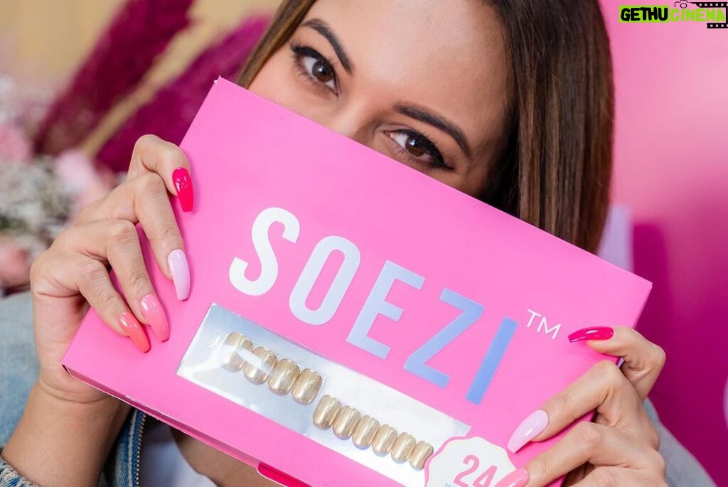 Sonakshi Sinha Instagram - Empowered women empower women 💪🏼 Celebrating #InternationalWomensDay with our very first retail launch and the incredible women of SOEZI 💕 @srishtiraai and i are proud to be female entrepreneurs running a business thats powered by a majority of women! Together, we’re breaking barriers, shattering stereotypes, and making waves in the world of beauty and nailing it with one press-on at a time 💅🏻. Here’s to strong women: may we know them, may we be them, may we raise them. 💪🏼✨ #SOEZI #WomensDay #GirlPower #SOEZIWonderWomen @itssoezi