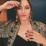 Sonakshi Sinha Instagram – Dekho magar pyaar se ✨