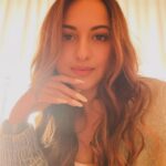 Sonakshi Sinha Instagram - Golden hour glow ✨