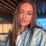 Sonakshi Sinha Instagram - Lemme catch that magic light ✨