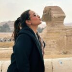 Sonakshi Sinha Instagram - Sphinx just lookin like a wow so i gave him a kiss… and then went on to take some more corny photos 😂 #Egypt #sonastravels