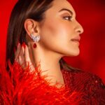 Sonakshi Sinha Instagram - Details ✨