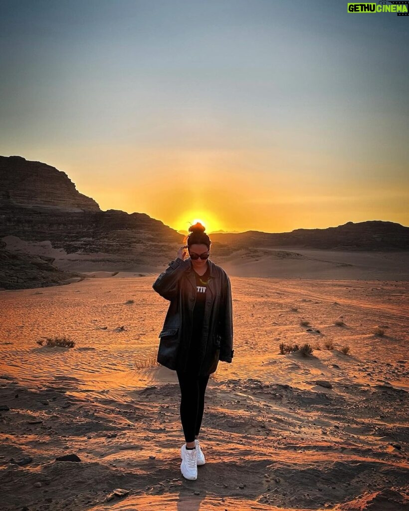 Sonakshi Sinha Instagram - A hot minute in #Jordan 🇯🇴… actually no it was quite cold! #wadirumdesert #sonastravels