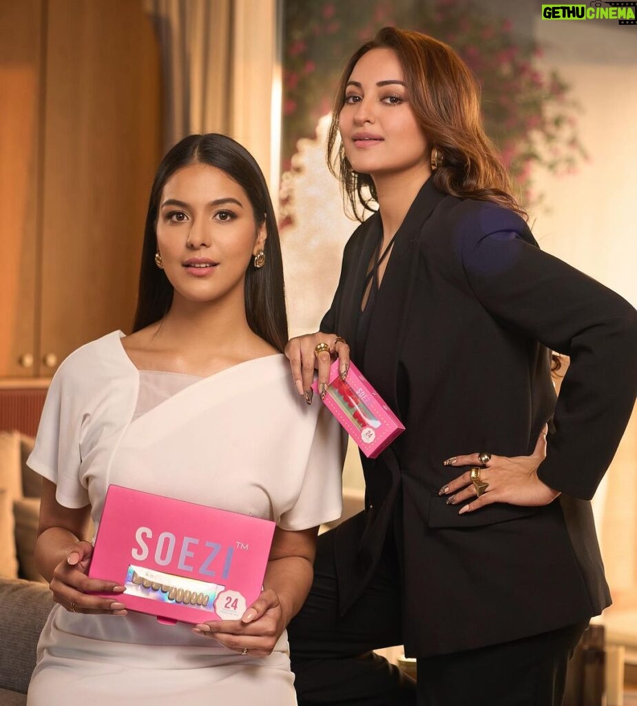 Sonakshi Sinha Instagram - SOEZI is not your average press-on nails brand, but a powerhouse by the dynamic duo, Sonakshi Sinha (@aslisona) and Srishti Raai (@srishtiraai) Sonakshi, the creative wizard and Srishti, the business maestro, have come together & created an all-inclusive brand empowering women through diversity and inclusivity. Sonakshi and Srishti are crafting a culture of collaboration and not competition. Their mission? Challenge barriers, tread on their authentic journey, and cheer on the aspirations of fellow entrepreneurs. It’s not just about success for them; it’s about paving a collective road to empower and uplift more women in the entrepreneurial world. @itssoezi isn’t just a brand; it’s a celebration of girl power, promoting growth individually and as a team. Ready to break barriers and slay with SOEZI? Drop a 🙌🏼 in the comments if you are! 📸 - @colstonjulian #ITSSOEZI #WomenEntrepreneurs #Founders #WomenFounders #WomenSupportingWomen #WomenEmpowerment #SOEZIBossLadies