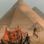 Sonakshi Sinha Instagram - Lo and behold - the great Pyramids of Giza (aur saath mein feature karte hue - ship of the desert Camel bhai) Thats one off the bucket list ✅ #sonastravels #egypt #Cairo #pyramidsofgiza