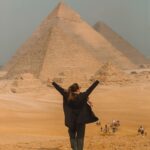 Sonakshi Sinha Instagram - Lo and behold - the great Pyramids of Giza (aur saath mein feature karte hue - ship of the desert Camel bhai) Thats one off the bucket list ✅ #sonastravels #egypt #Cairo #pyramidsofgiza