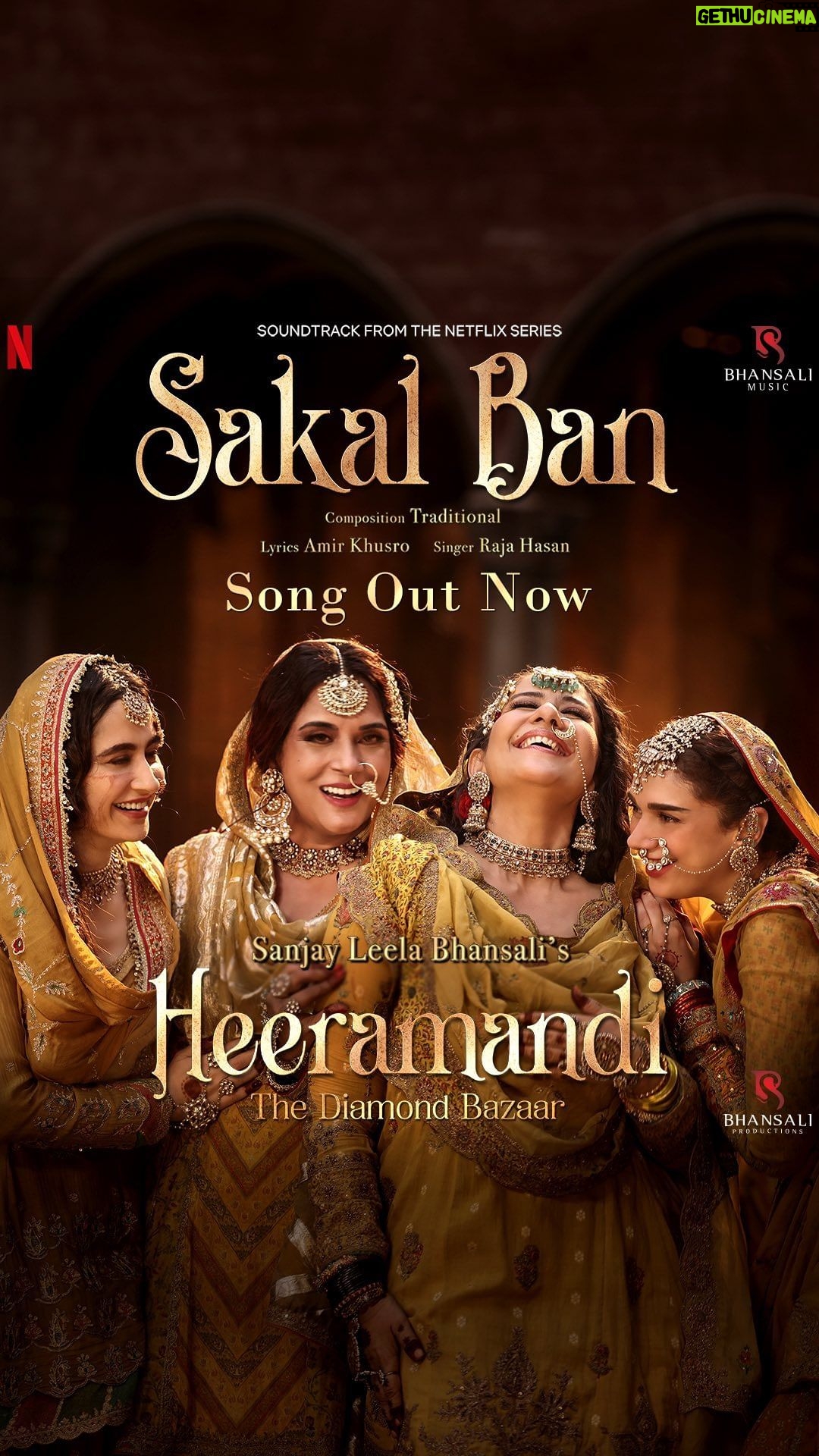 Sonakshi Sinha Instagram - Step into spring to celebrate the season of flowers, blossoming with beauty, strength and grace! #SakalBan🌼 SONG OUT NOW from #HEERAMANDI Heeramandi: The Diamond Bazaar is coming soon, only on @netflix! #HeeramandiOnNetflix #SanjayLeelaBhansali @bhansaliproductions @prerna_singh6 @m_koirala @aslisona @aditiraohydari @sharminsegal @therichachadha @iamsanjeeda #AmirKhusro @imrajahasan @netflix_in