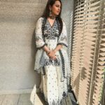 Sonakshi Sinha Instagram - Vaadiyon mein wedding… filmy hona zaroori hai!!! Mahabaleshwar