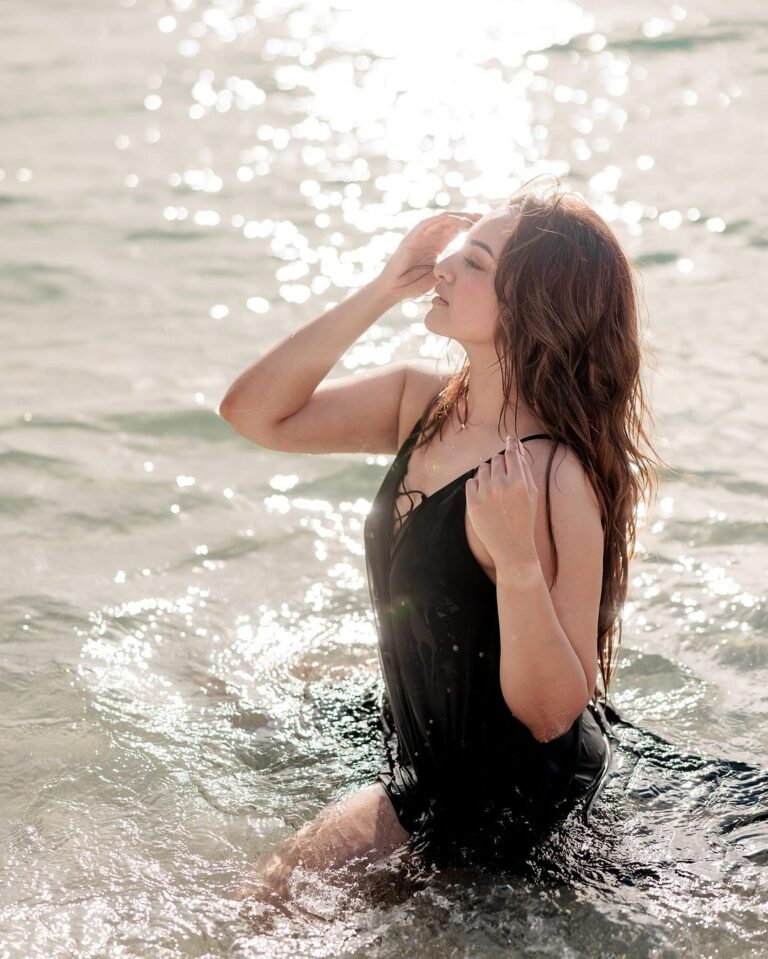 Sonakshi Sinha Instagram - Mermaid is missing the ocean 🌊 Wearing @kiranguptalabel 🐠