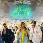 Sonakshi Sinha Instagram - Energy- MAST🔥 Beats- MALANG🔊 Groove- JHOOM🕺🕺 It’s time to dance to the beats of Mast Malang Jhoom! #MastMalangJhoom Song out now: link in bio #BadeMiyanChoteMiyan #BadeMiyanChoteMiyanOnEid2024 @akshaykumar @tigerjackieshroff @therealprithvi @vashubhagnani @aliabbaszafar @jackkybhagnani @deepshikhadeshmukh @ihimanshumehra @aslisona @manushi_chhillar @alayaf @vishalmishraofficial @arijitsingh @Nikhitagandhiofficial @kamil_irshad_official @boscomartis @caesar2373 @pooja_ent @aazfilms @pvrpictures @slglobal001