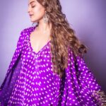 Sonakshi Sinha Instagram - Cant stop smiling with all the 💜 coming in for #TilasmiBahein… grateful 🙏🏼 #Heeramandi #HeeramandiOnNetflix