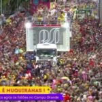 Sonia Abrão Instagram - O CARNAVAL DO “CALABRESO” CONTINUOU NESSA SEGUNDONA, AO SOM DA PSIRICO!!!😂🎊 DAVI NEM IMAGINA QUE TOMOU CONTA DA FOLIA!!! 🎊🎊🎊🎊🎊 (Vídeo: by @hugogloss) #SoniaAbrao #ATardeESua #CALONE #DBIPro