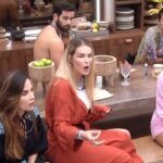 Sonia Abrão Instagram – BBB24: YASMIN NA MAIOR TRETA COM DAVI NA COZINHA!!! O TEMPO FECHOU!!! Cruzes!!! 🤦🏻‍♀️🤦🏻‍♀️🤦🏻‍♀️ (Imagens: Rede Globo) #SoniaAbrao #ATardeESua #CALONE #DBIPro