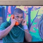 Sonia Abrão Instagram – BBB24: DAVI ATENDEU O BIGFONE E TÁ IMUNE! 🙌 Mas teve que distribuir 9 pulseiras vermelhas entre os brothers sem saber o que elas significam! MC Bin, Rodriguinho, Geovana, Pitel, Lucas, Leid, Juninho, Yasmin e Marcus Vinícius foram os escolhidos por Davi! O resto é mistééério!!!! Só espero que ele não tenha favorecido os “inimigos” sem saber! 🤦🏻‍♀️ (Imagens: Rede Globo) #SoniaAbrao #ATardeESua #CALONE #DBIPro