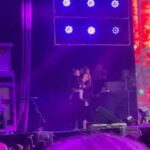 Sonia Abrão Instagram - SHOW DE LEONARDO EM SAMPA: VIRGÍNIA FONSECA, nora do cantor, tbm esteve no palco com as filhas, primeiro com Maria Flor e, depois, com Maria Alice! ❤️❤️ (Vídeos: @bellamorais) #SoniaAbrao #ATardeESua #CALONE #DBIPro
