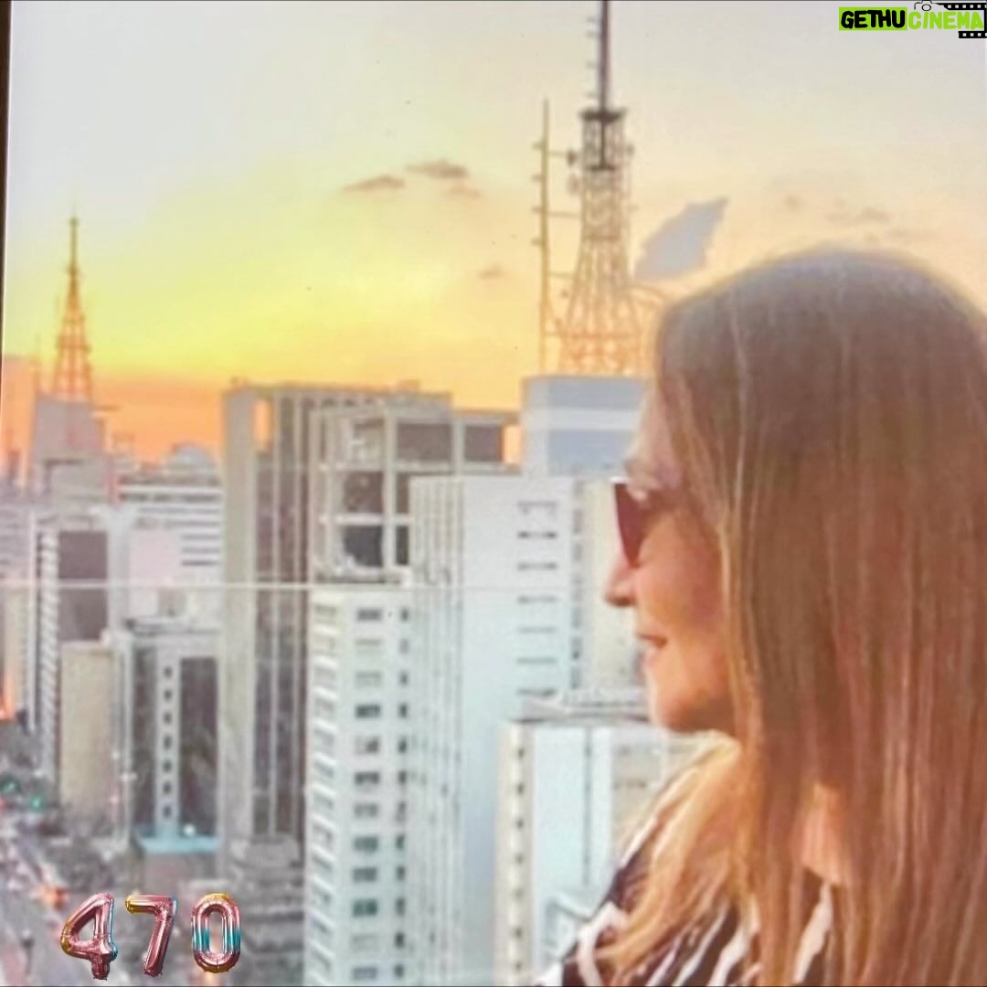 Sonia Abrão Instagram - SAMPA, MEU AMOR! 470! Nasci aqui, Campo de Marte, zona norte, vc me deu sorte! ❤️❤️❤️❤️