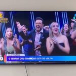 Sonia Abrão Instagram - MÚSICA DE ABERTURA DO “GERAL DO POVO” É UMA CLARA HOMENAGEM A SILVIO SANTOS!!! Aliás, o programa tem até clone do Liminha! 😃#SoniaAbrao #ATardeESua #CALONE #DBIPro